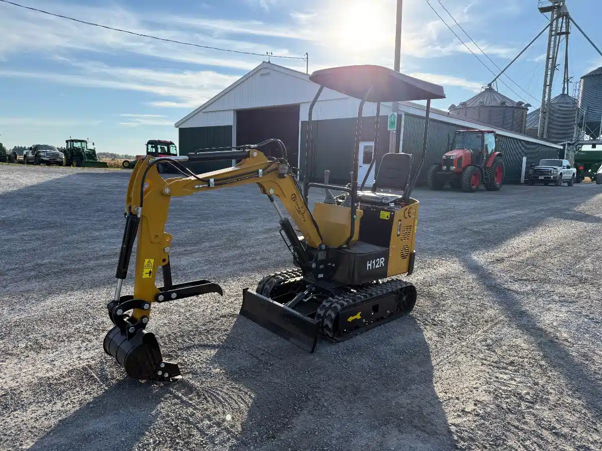 Gallery image 1 for New 2025 CFG Industry H12R Excavator