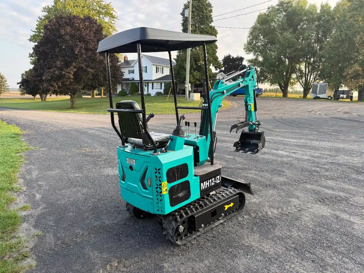 Gallery image 2 for 2025 CFG Industry MH12-(Z) Excavator