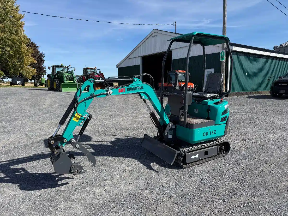 Gallery image 1 for 2025 AGT Industrial QK16Z Excavator