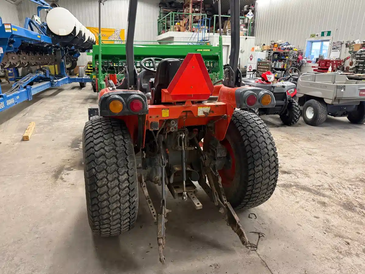 Gallery image 2 for 2007 Kioti DK35SE HST Tractor