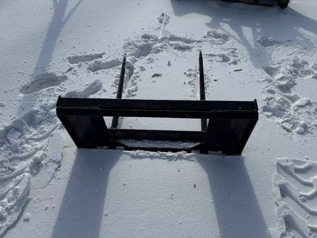 2020 Walco 2 PRONG Bale Spear