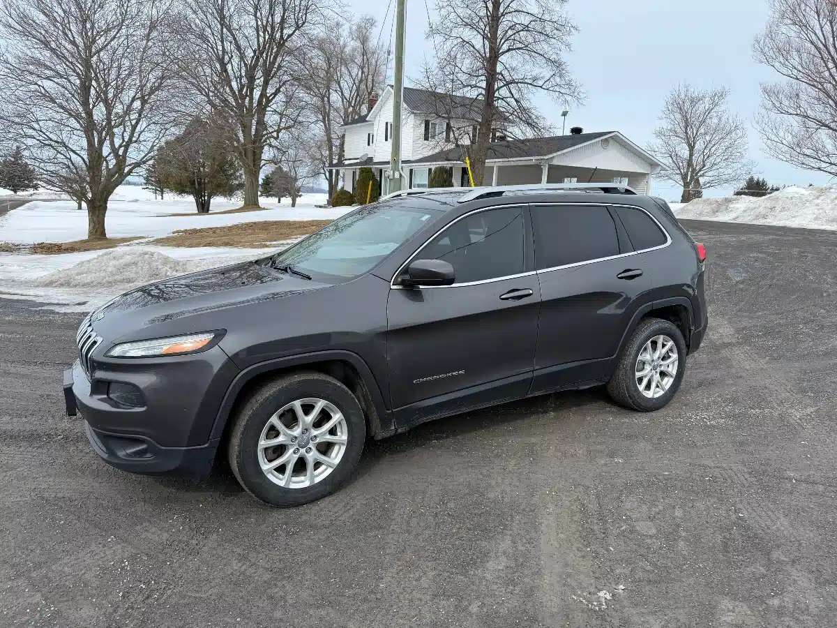 2015 Jeep Cherokee SUV
