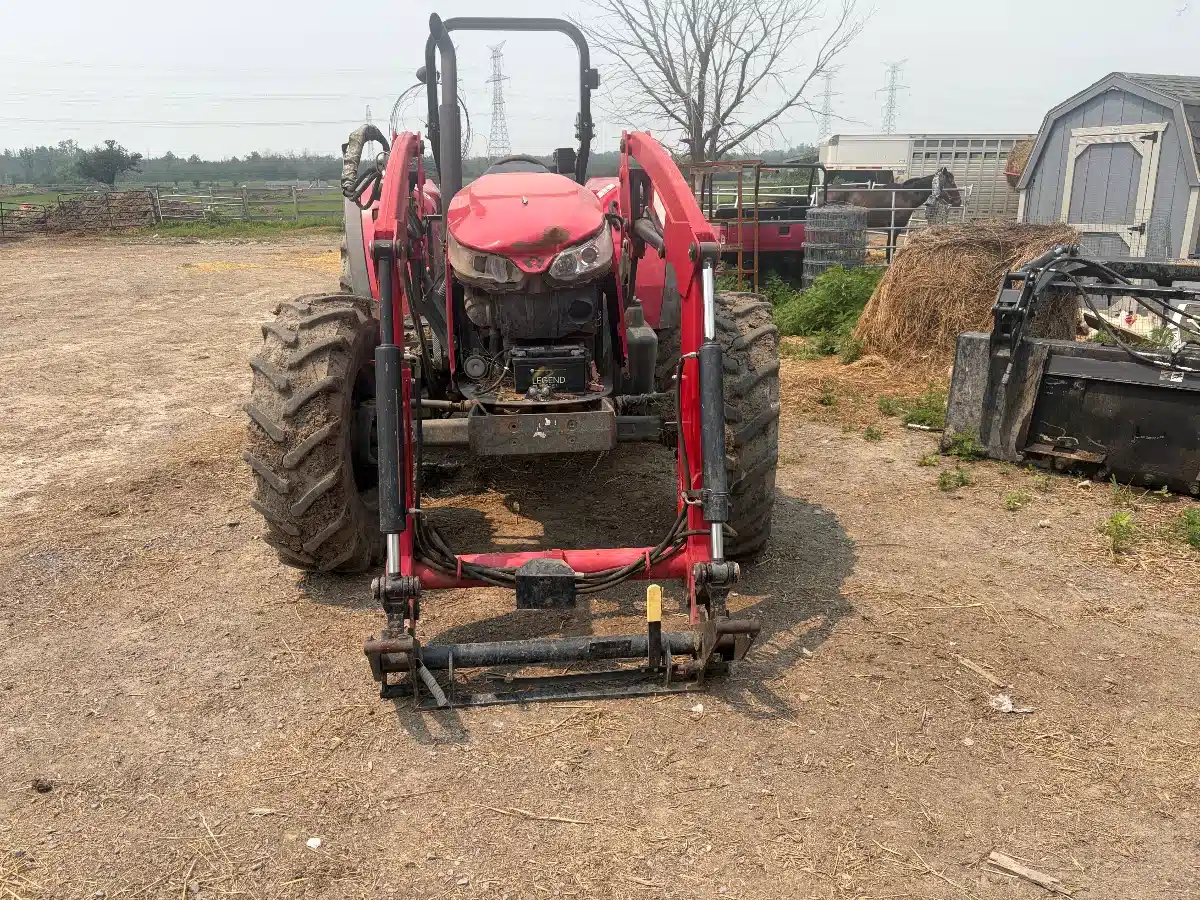 Gallery image 2 for 2016 Massey Ferguson 4609 Tractor