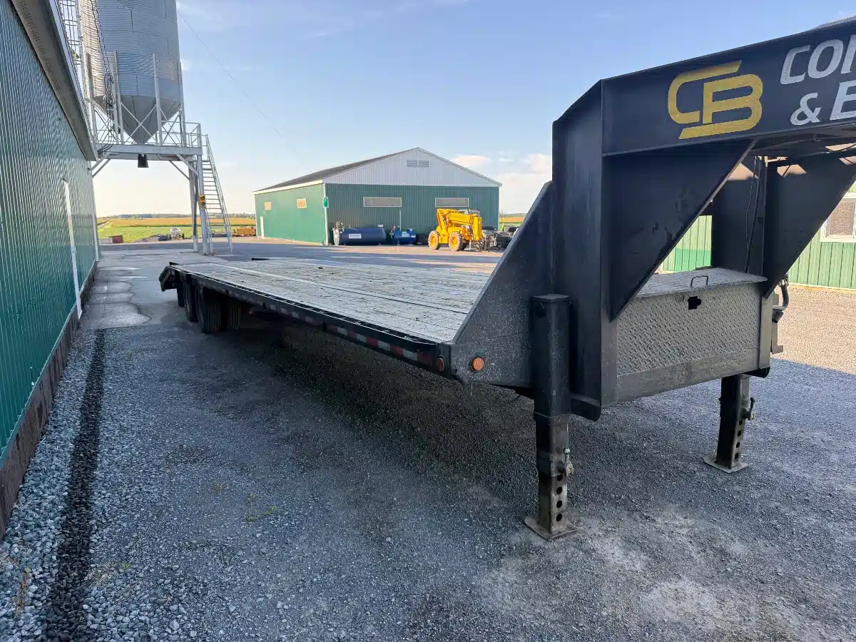 Gallery image 2 for 2008 Load Max 36' X 102" Low Pro Gooseneck Trailer - Lowbed