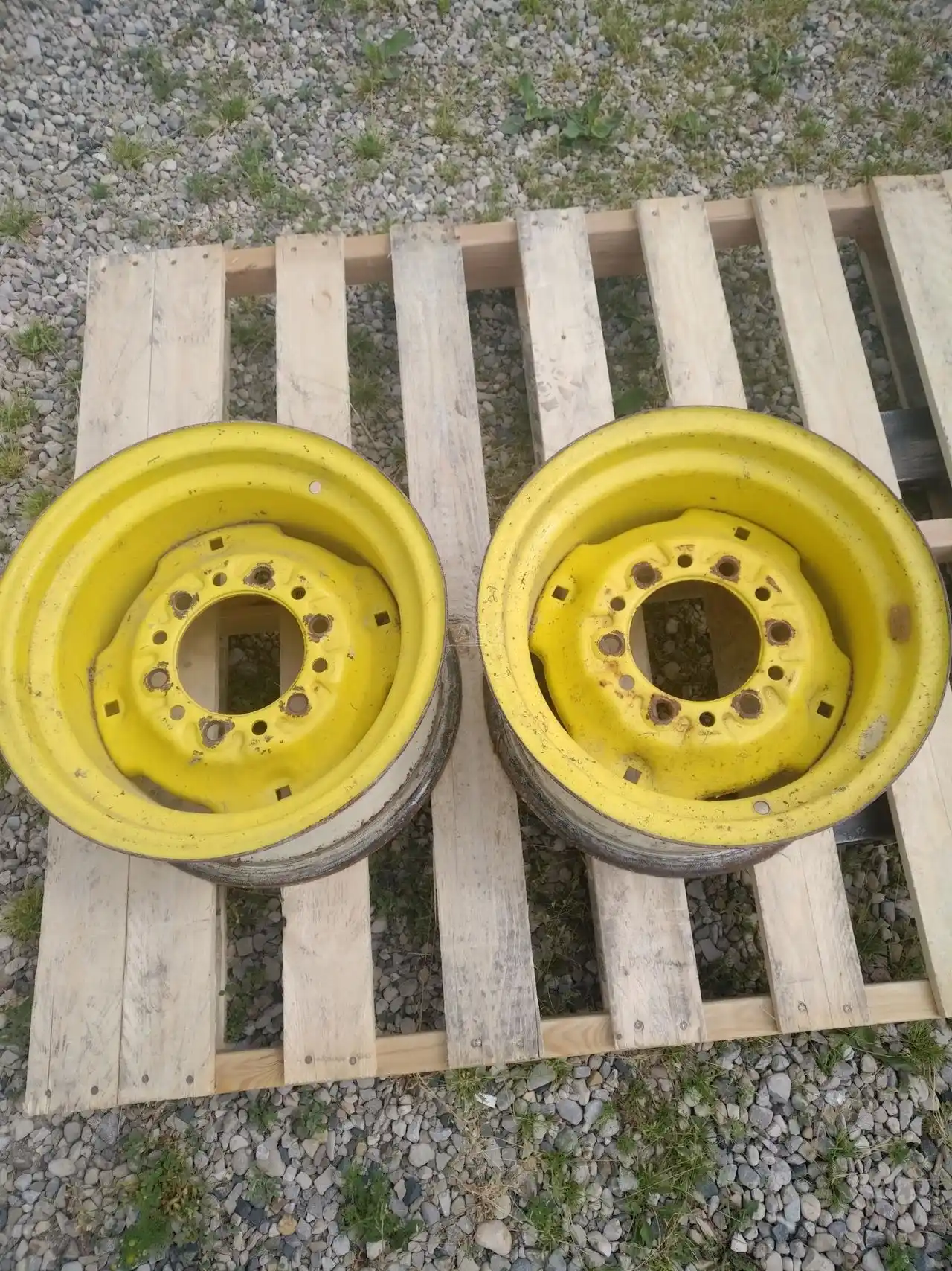 Gallery image 1 for Used 1976 Firestone 14X8 Rims