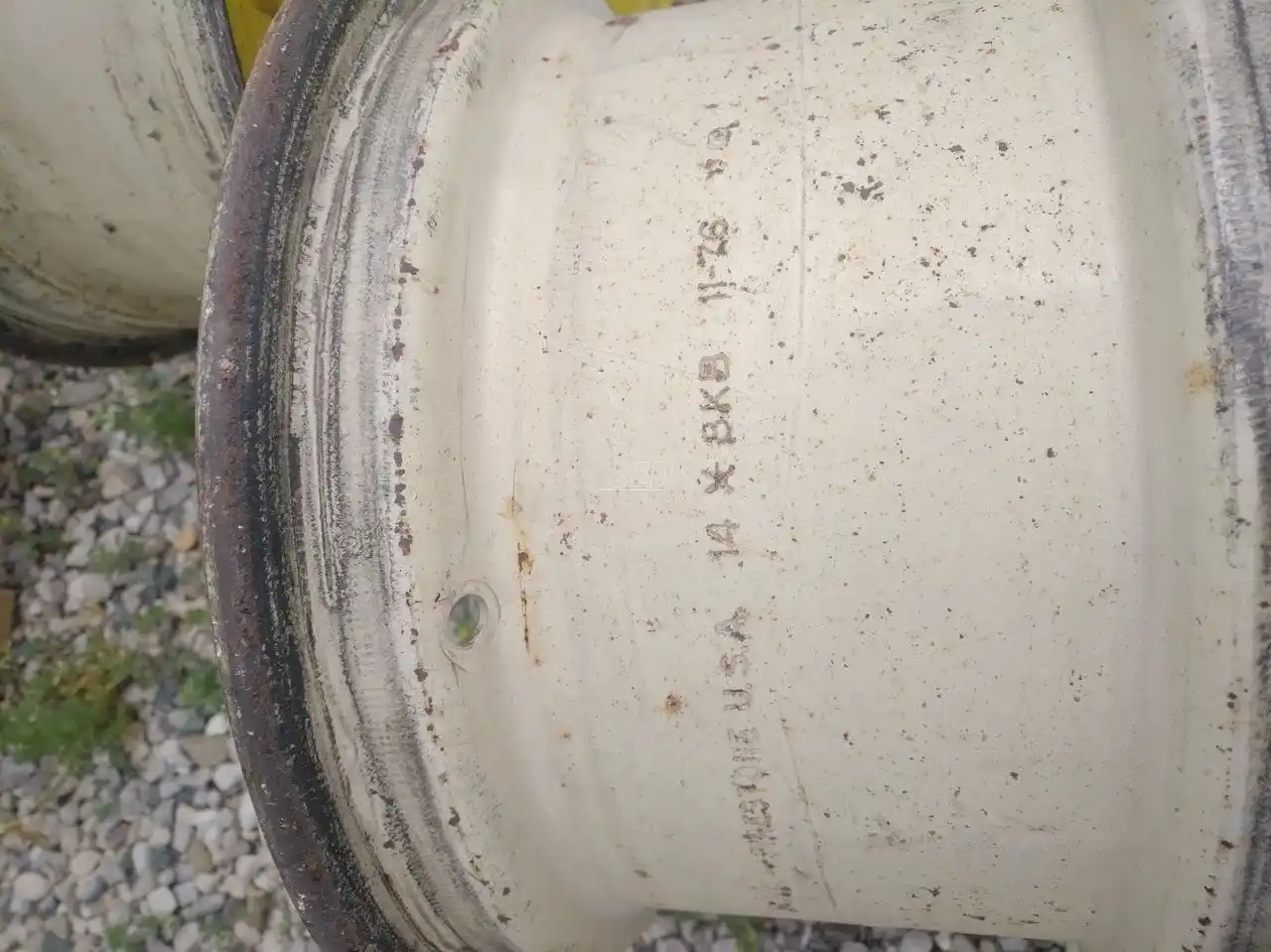 Gallery image 2 for Used 1976 Firestone 14X8 Rims