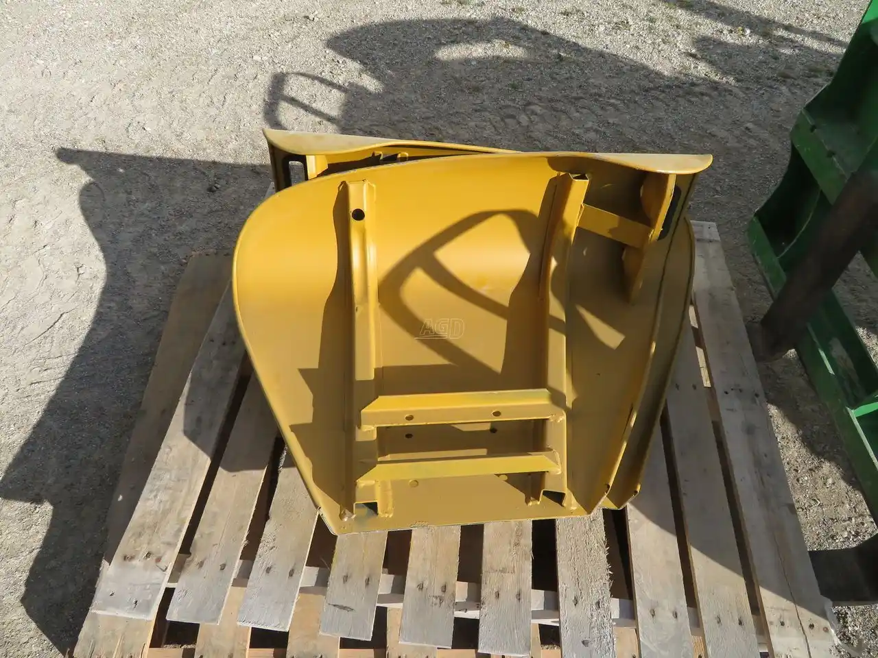 Gallery image 2 for New 1961-1972 Flat Top Fenders Parts New-Used