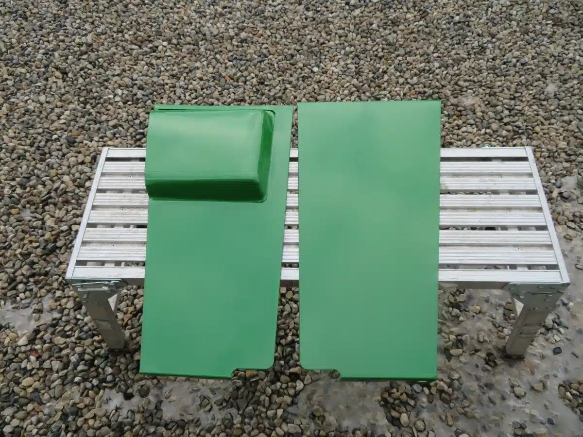 Gallery image 1 for 1972 4620 Rear Engine Side Shields Parts New-Used