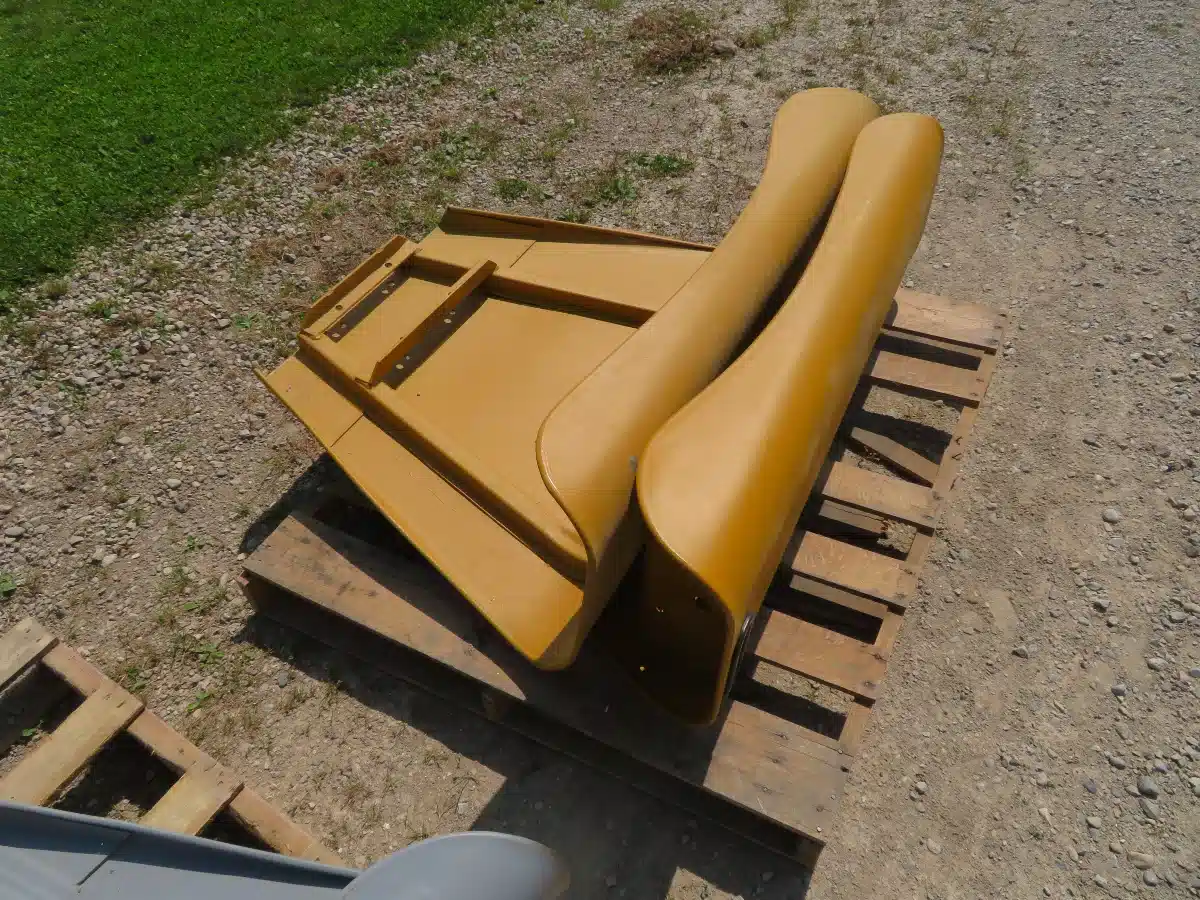 Gallery image 2 for New New John Deere Large Flat Top Fenders Miscellaneous