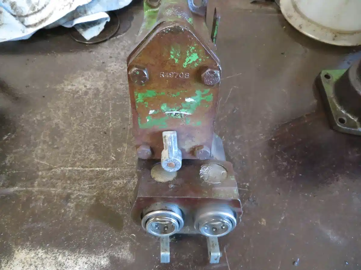 Gallery image 1 for Used 1977 John Deere Selective Control Valve Parts New-Used