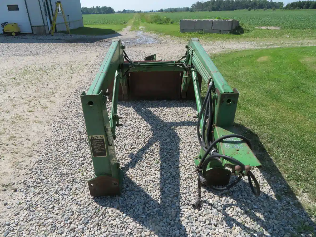 Gallery image 2 for Used John Deere 145 Front End Loader