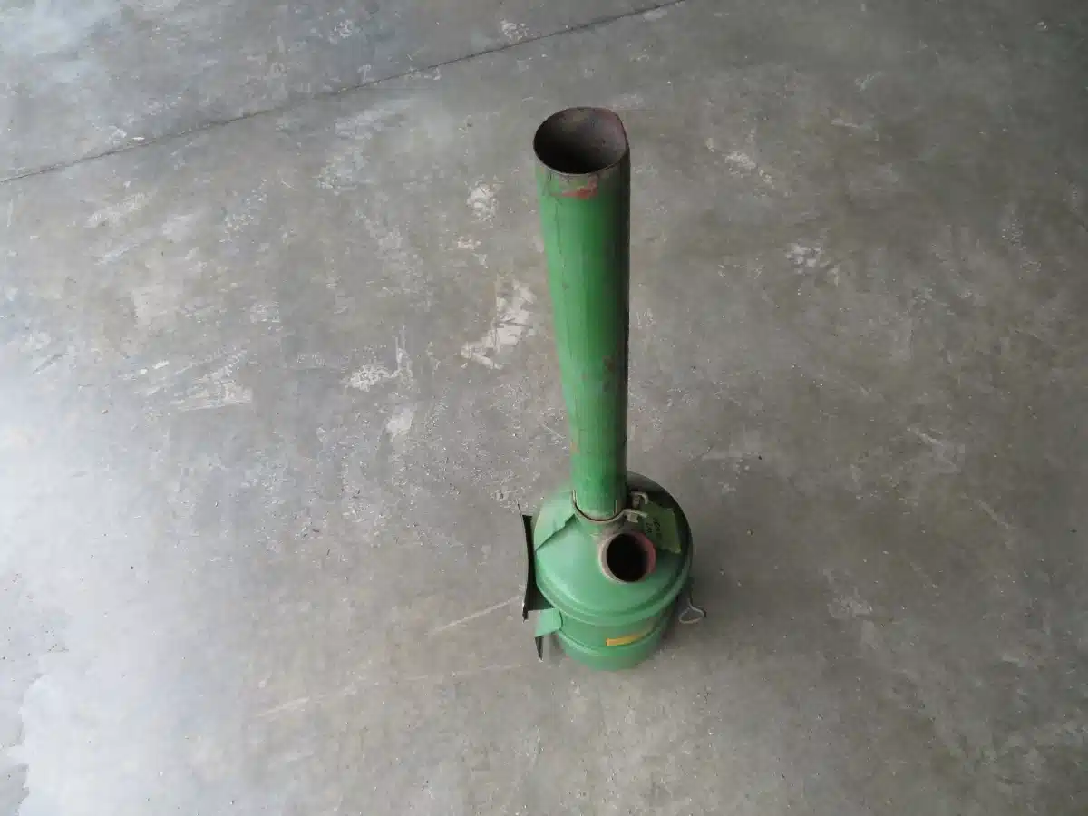 Gallery image 2 for 1967 John Deere Dry Air Cleaner Parts New-Used