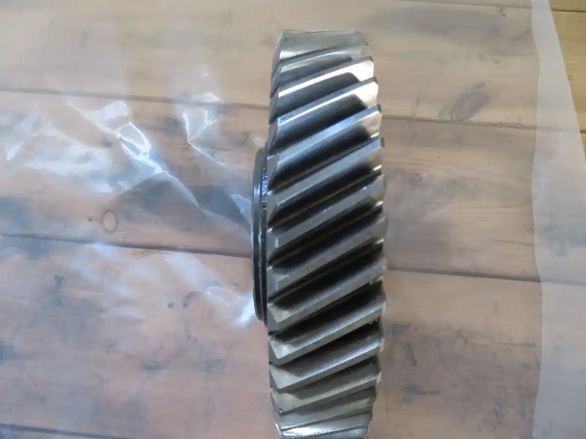 Gallery image 2 for Used 1975 John Deere AR93240 A Range Gear Parts New-Used