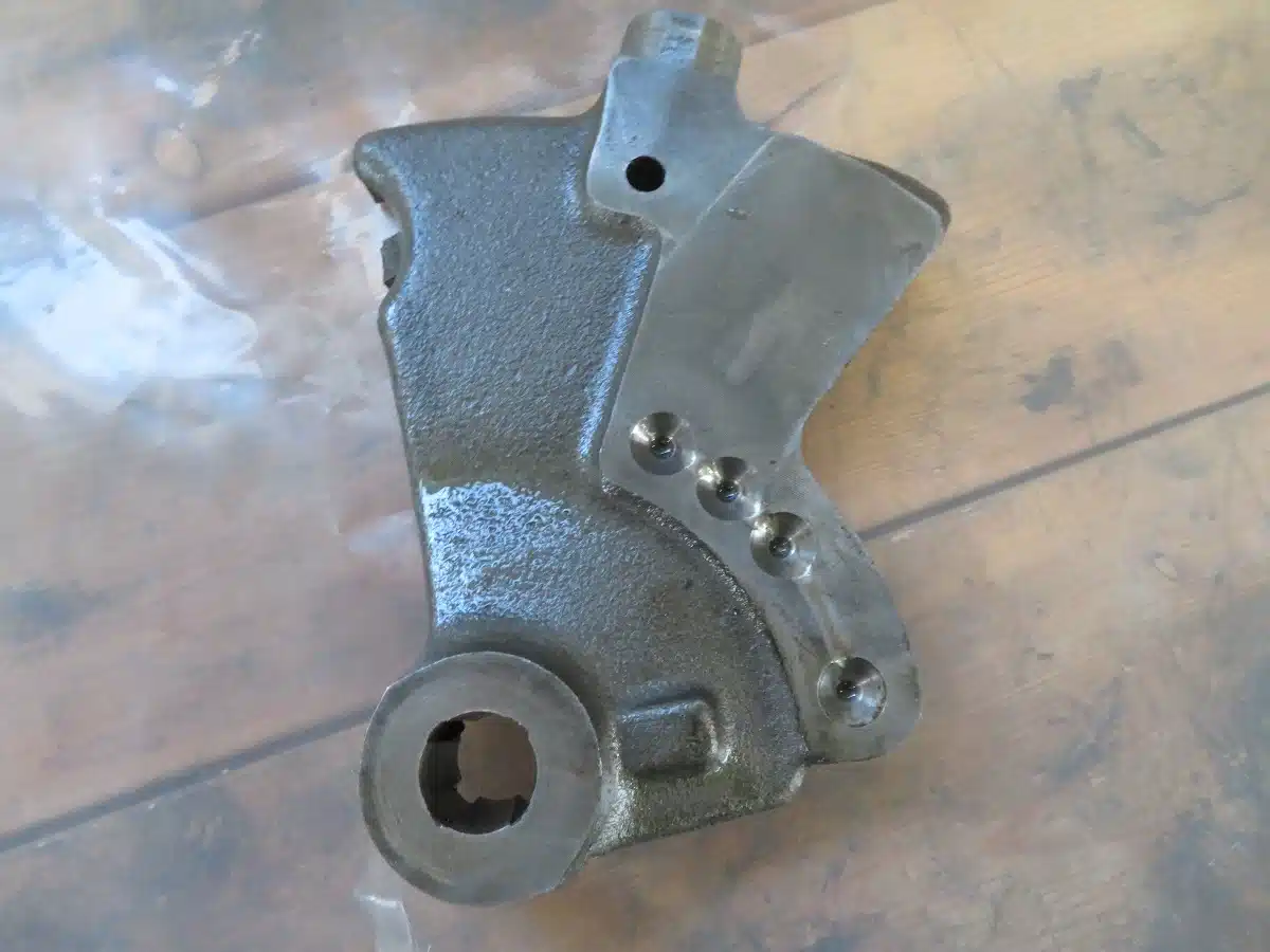 Used 1975 John Deere R50827 cam Parts New-Used