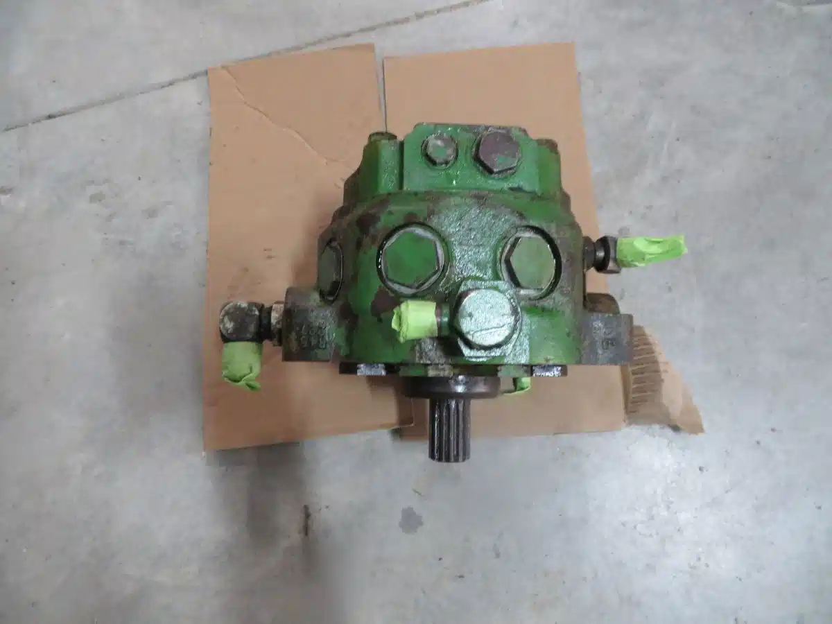 Used 1975 John Deere Hydraulic Pump Parts New-Used