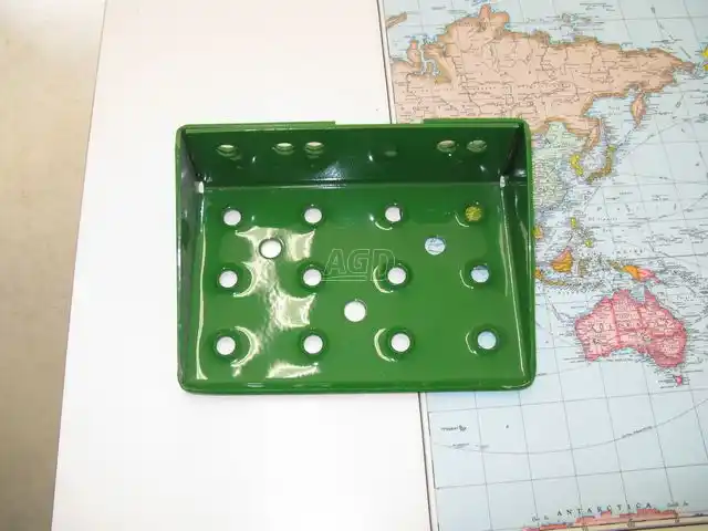 Gallery image 1 for New John Deere Step Parts New-Used