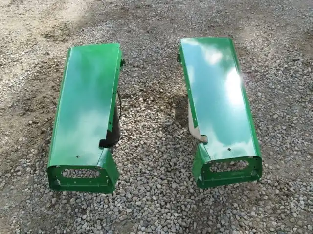 Gallery image 2 for New John Deere SGB Rear Fender Parts New-Used