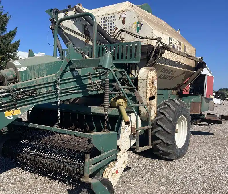 Image for Used 2000 Pickett Equipment DOUBLE MASTER PLUS Combine-PT