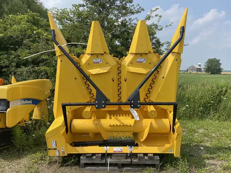 Gallery image 2 for New 2023 New Holland 3PN Header - Forage