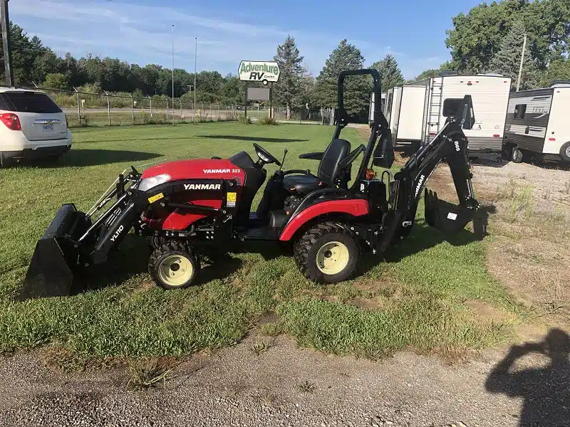 Gallery image 1 for New 2022 Yanmar SA223 Backhoe Loader