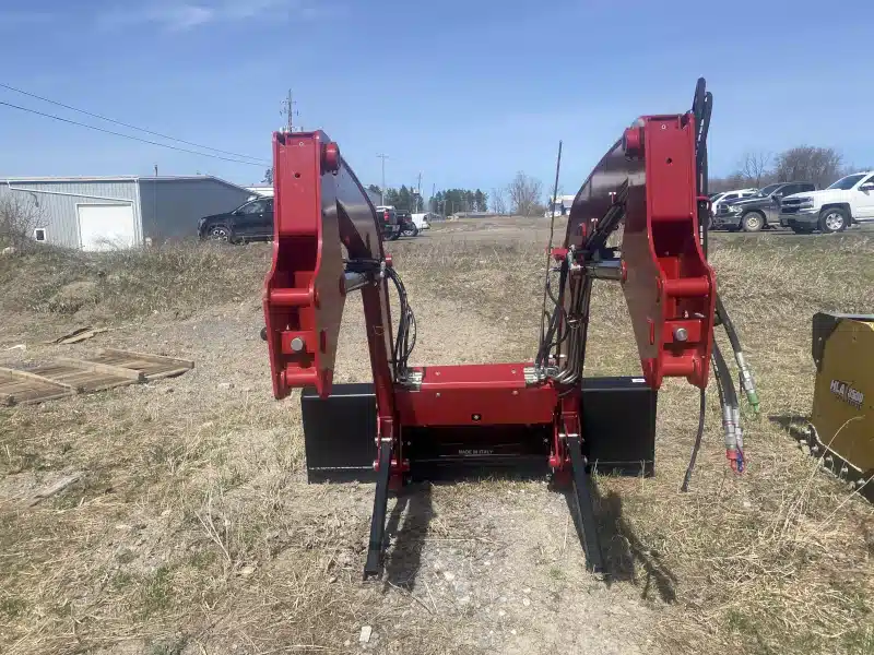 Gallery image 2 for New 2021 Case IH L630 Front End Loader
