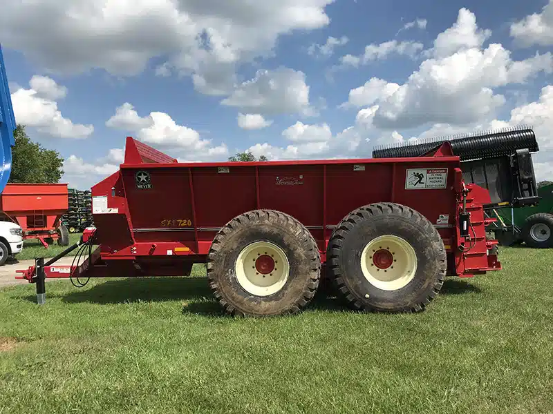 Gallery image 2 for New 2022 Meyer SXIB 720T Manure Spreader