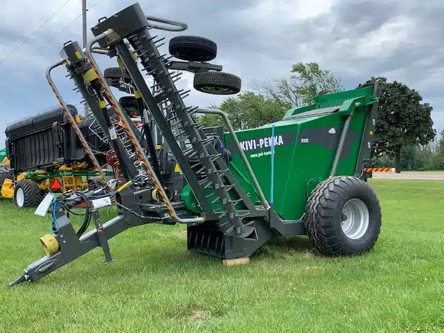 Gallery image 1 for New 2023 Kivi-Pekka 6 Rock Picker