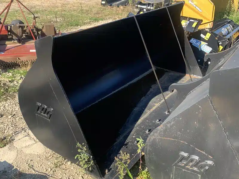 Gallery image 2 for New 2023 Yanmar ISOV12HICAPB Bucket