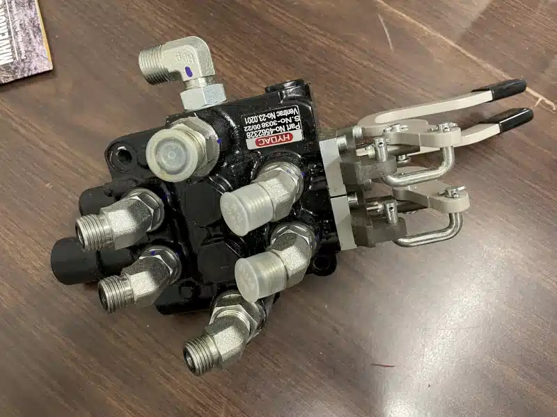 Gallery image 1 for New 2023 Ventrac 70.4165 Tractor