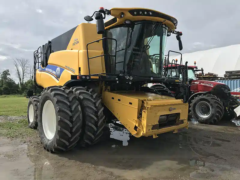 Gallery image 1 for Used 2022 New Holland CR7.80 Combine