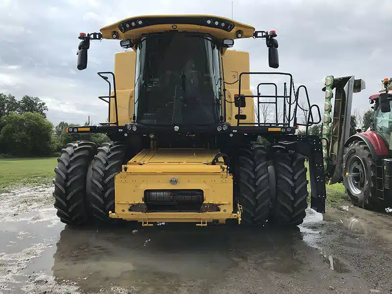 Gallery image 2 for Used 2022 New Holland CR7.80 Combine