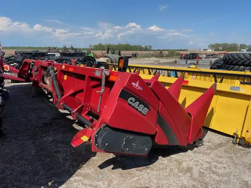 Gallery image 2 for Used 2014 Case IH 4412-12R Header - Row Crop