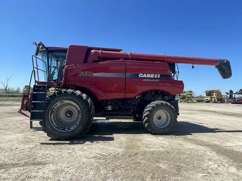 Gallery image 2 for Used 2013 Case IH 6130 Combine