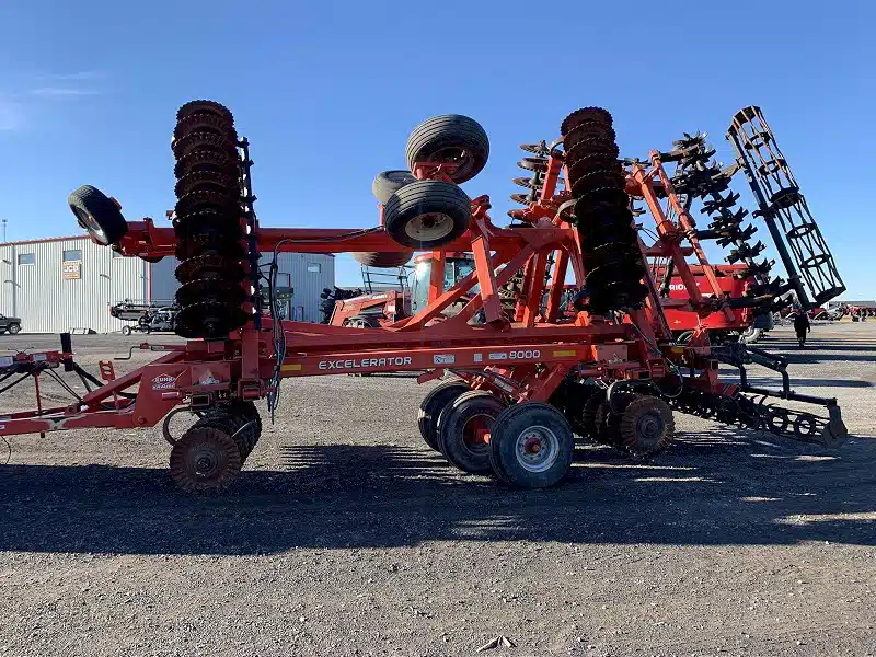 Gallery image 2 for Used 2014 Kuhn 8000-25 Vertical Tillage