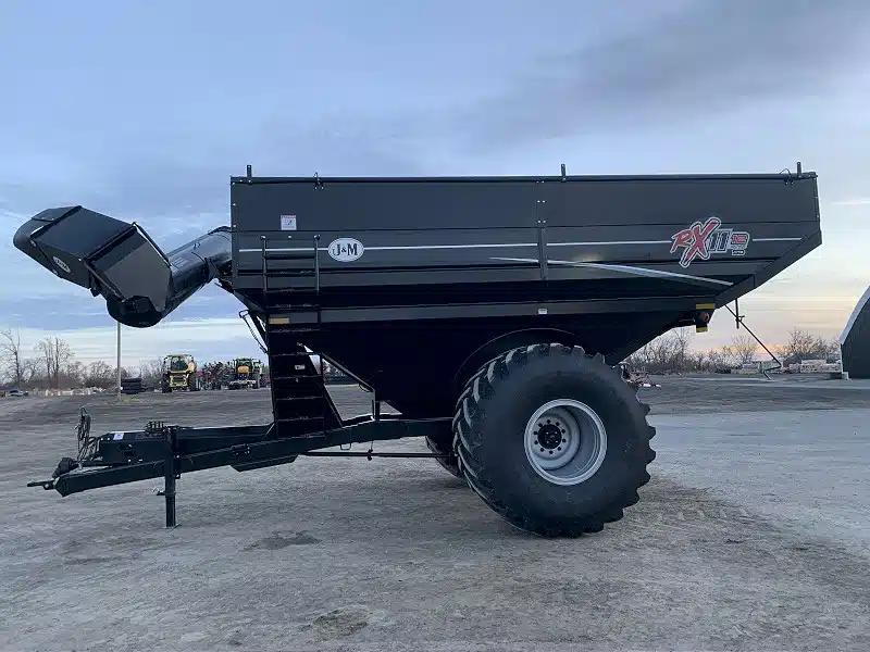 Gallery image 2 for New 2024 J&M 1112-20S Grain Cart