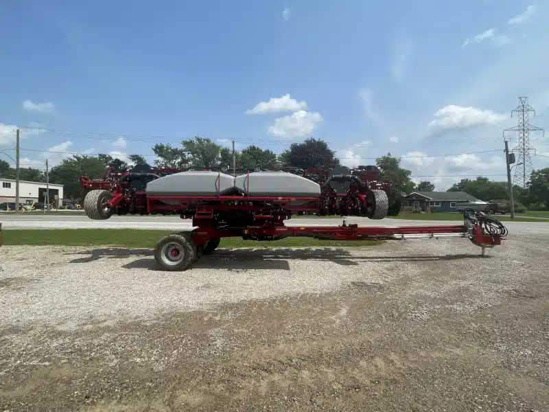 Gallery image 2 for New 2023 Case IH 2140 Planter
