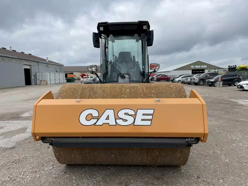Gallery image 2 for New 2024 Case SV211ESM Packer