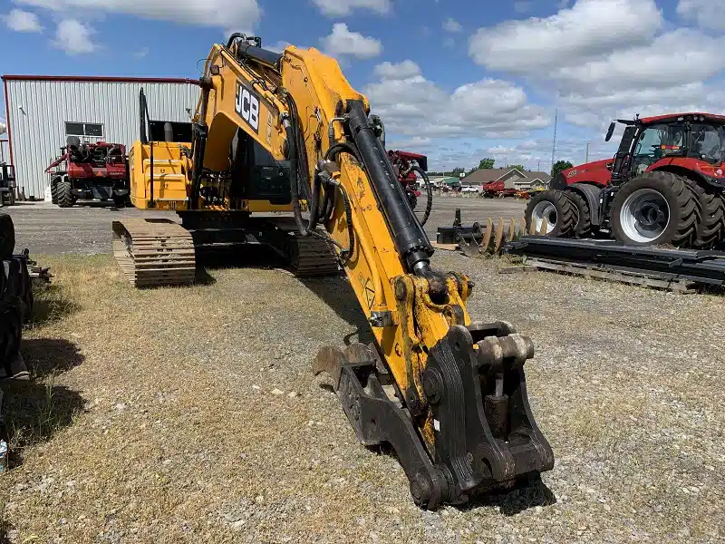 Gallery image 2 for Used 2019 JCB 220X LC Excavator