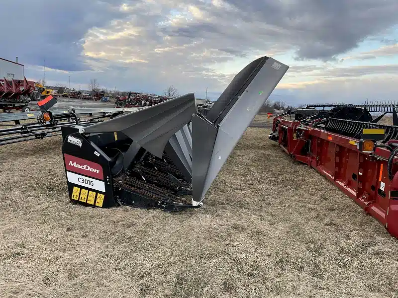 Gallery image 2 for Used 2022 MacDon C3016 Header - Row Crop