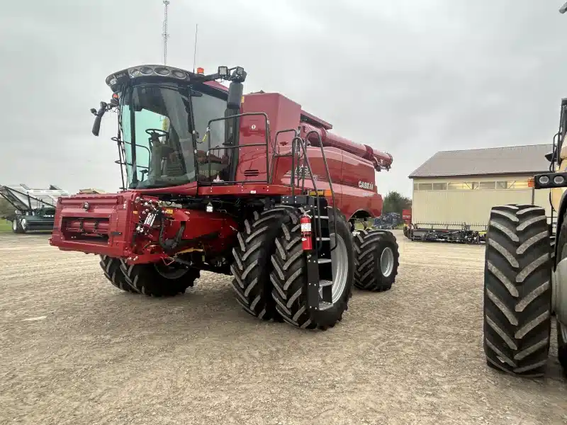 Gallery image 1 for New 2024 Case IH 8250 Combine