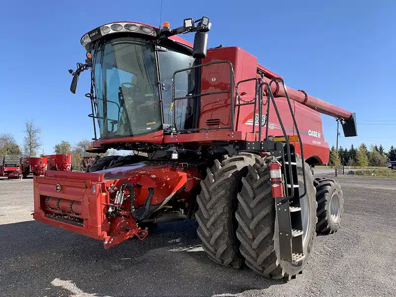 Gallery image 1 for New 2024 Case IH 7250 Combine