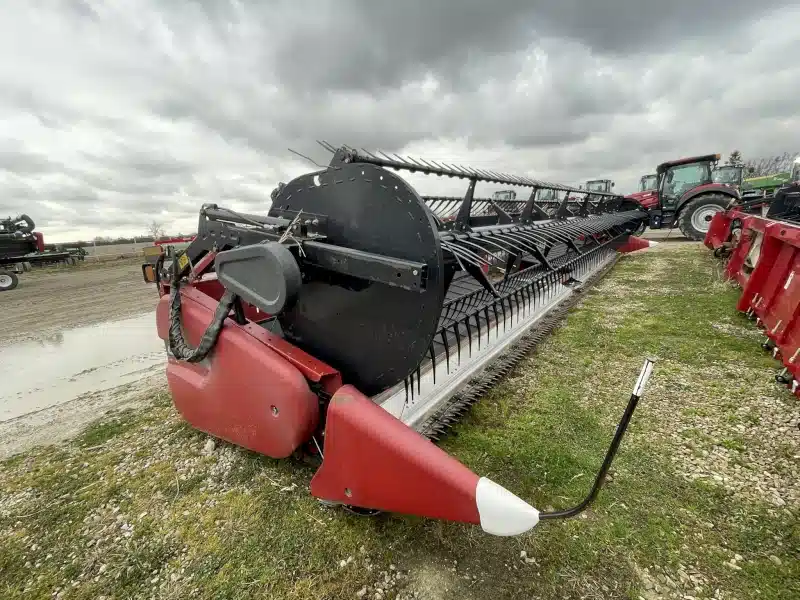 Gallery image 1 for Used 2014 Case IH 3162 Header - Draper