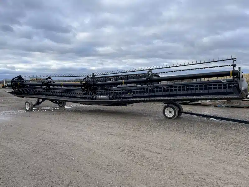 Gallery image 2 for Used 2015 MacDon FD75/45 Header - Draper