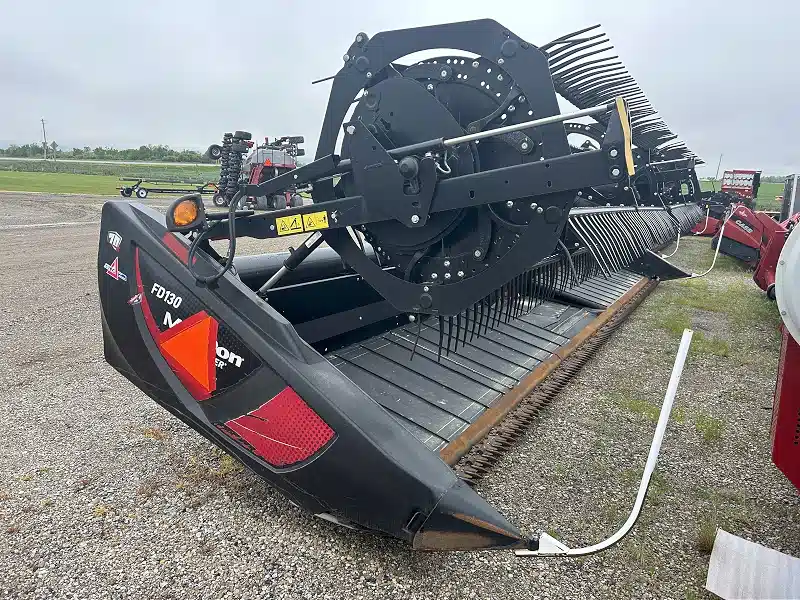 Gallery image 2 for Used 2019 MacDon FD130 Header - Draper
