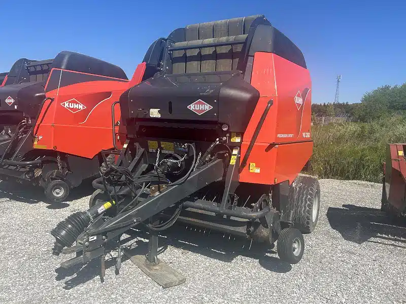 Gallery image 1 for 2011 Kuhn VB 2190 Round Baler