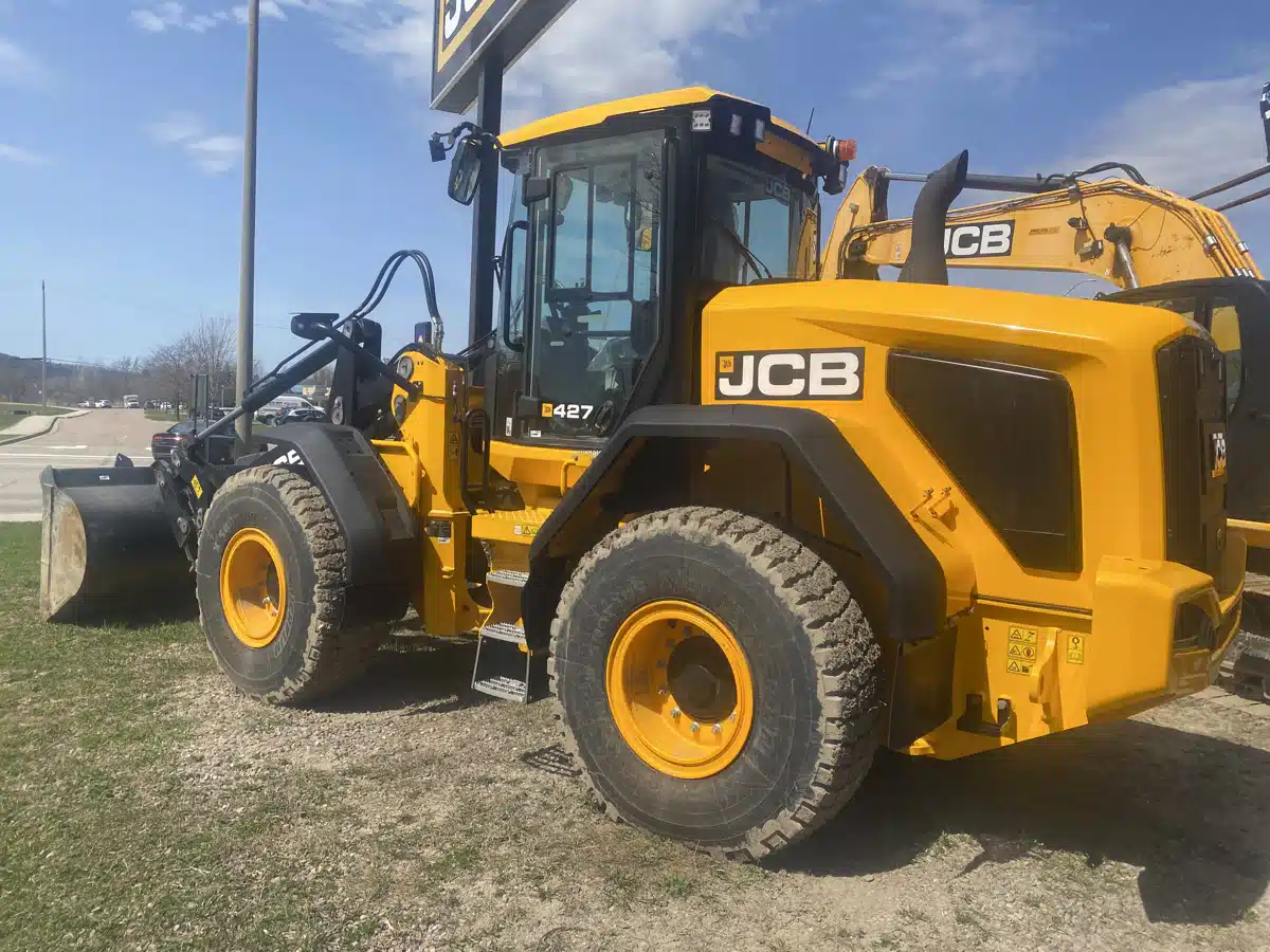 Gallery image 1 for New 2023 JCB 427 HT Wheel Loader