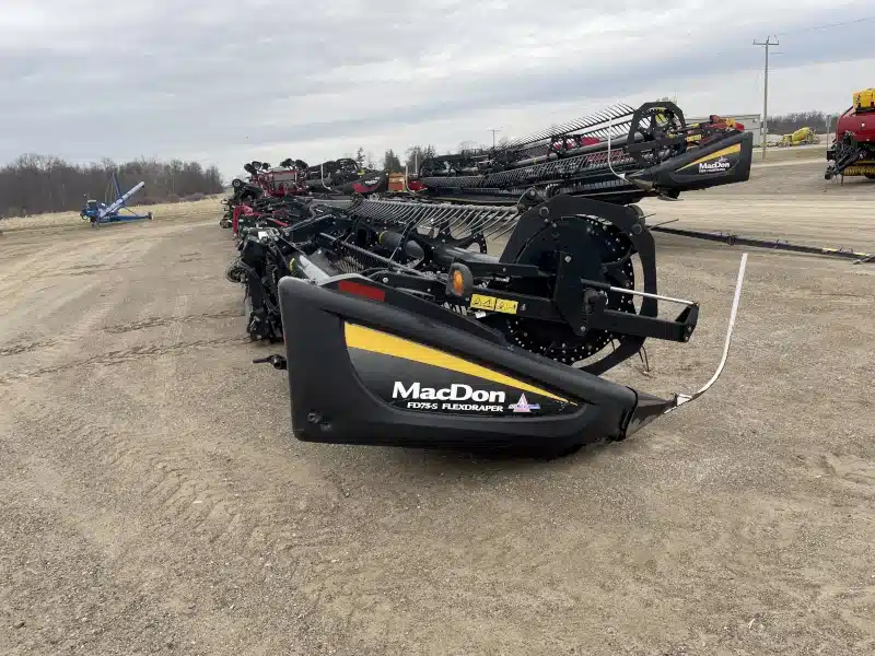 Gallery image 2 for Used 2014 MacDon FD75 Header - Flex Draper