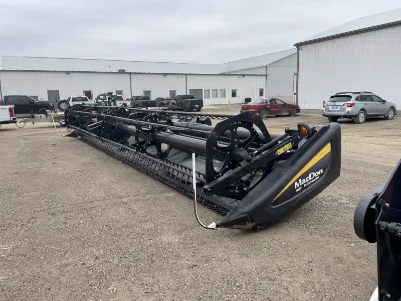 Gallery image 1 for Used 2014 MacDon FD75 Header - Flex Draper