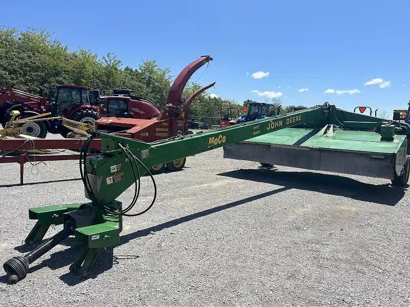 Gallery image 2 for Used 2001 John Deere 946 Disc Mower Conditioner