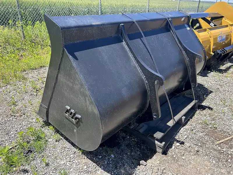 Gallery image 2 for New 2023 Yanmar 83" Bucket